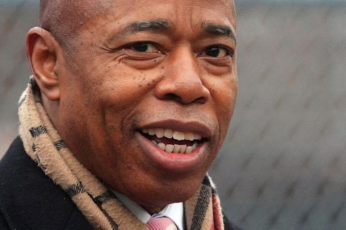 شهردار نیویورک حقوقش را به بیتکوین و اتریوم تبدیل کرد!